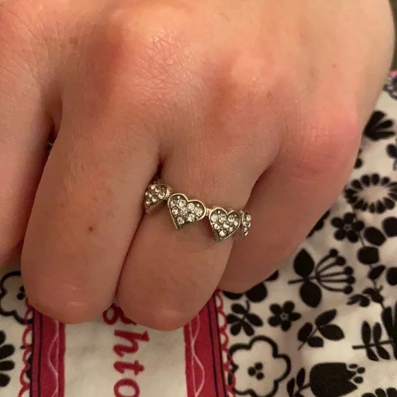 COPY - Brighton heart ring - Picture 1 of 5